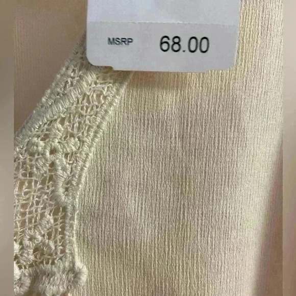 ASTR the label pop over blouse long line beige long sleeves lined Large. NWT - Picture 7 of 7